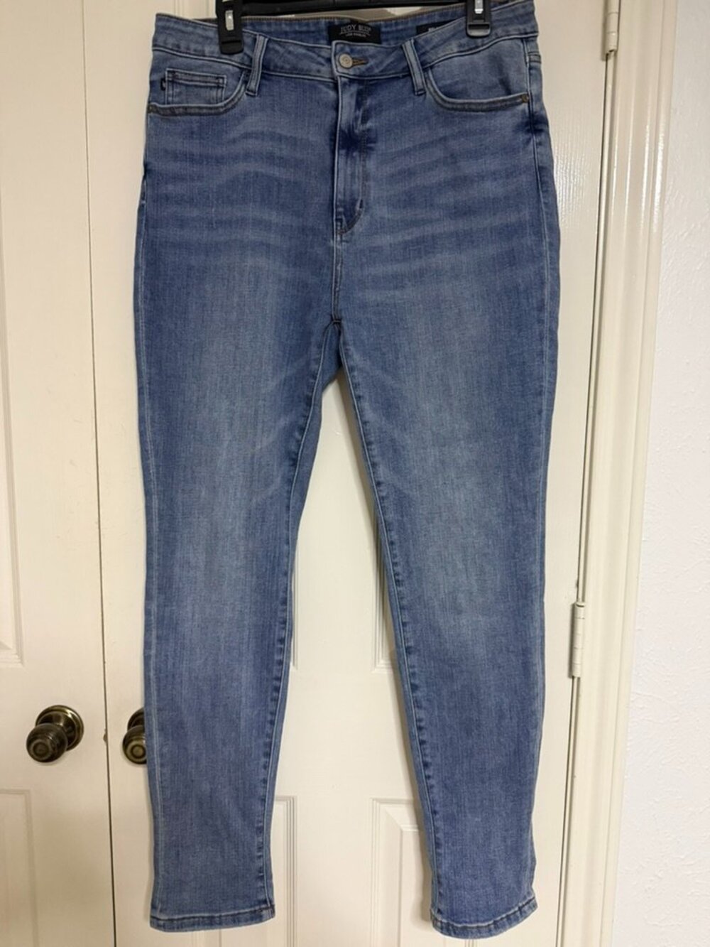 Judy Blue Size 15/32 Aztec Skinny Stretchy Denim